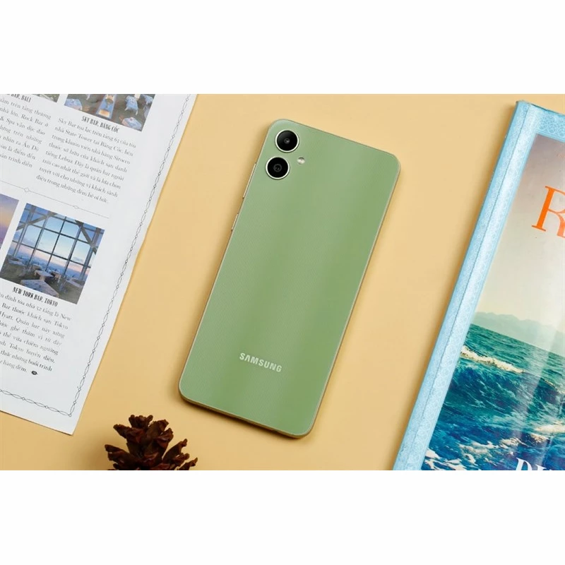 گوشی موبایل سامسونگ مدل Galaxy A05 دو سیم کارت ظرفیت 128 گیگابایت و رم 6 گیگابایت - تصویر 4